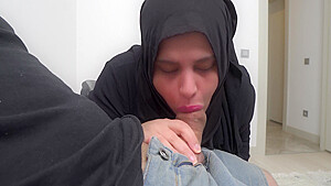 Jerking Off In Front Of Hijab Woman