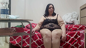 Palmira Gordi. Mature Sexy Chubby Tells Things